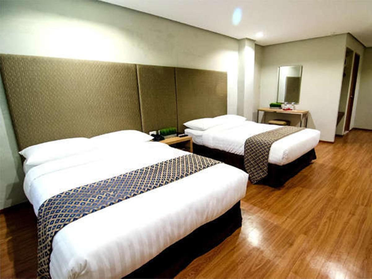 Madison Hotel PHL Iloilo City Exterior foto